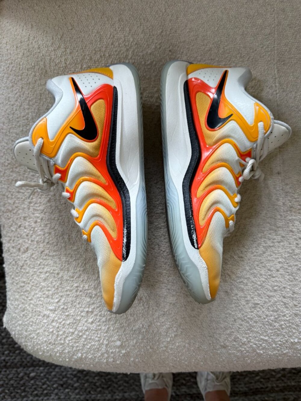 Nike KD 17 Sunrise Men's Size 10 - Picture 3 of 5